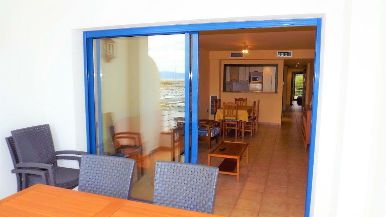 Apartament Vip Nautic Ля Эскала Экстерьер фото
